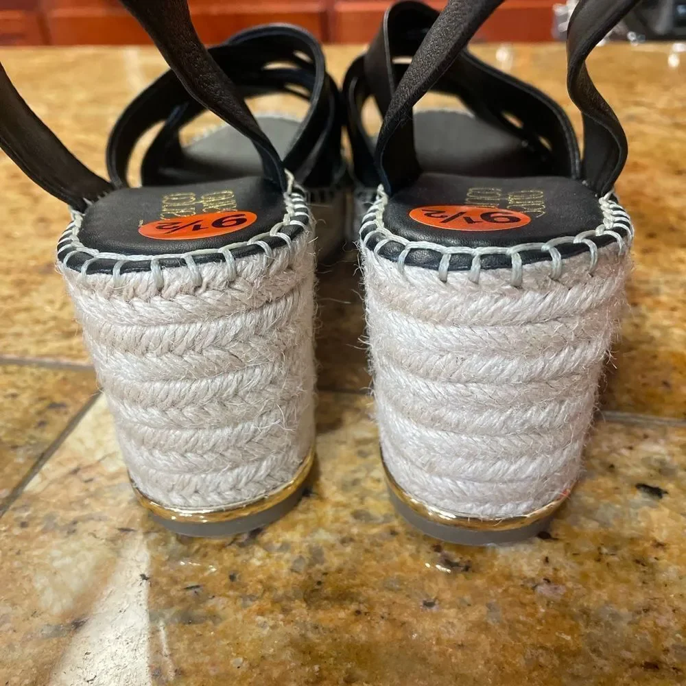 Women's Callia Espadrille Wedge Sandal sz9.5